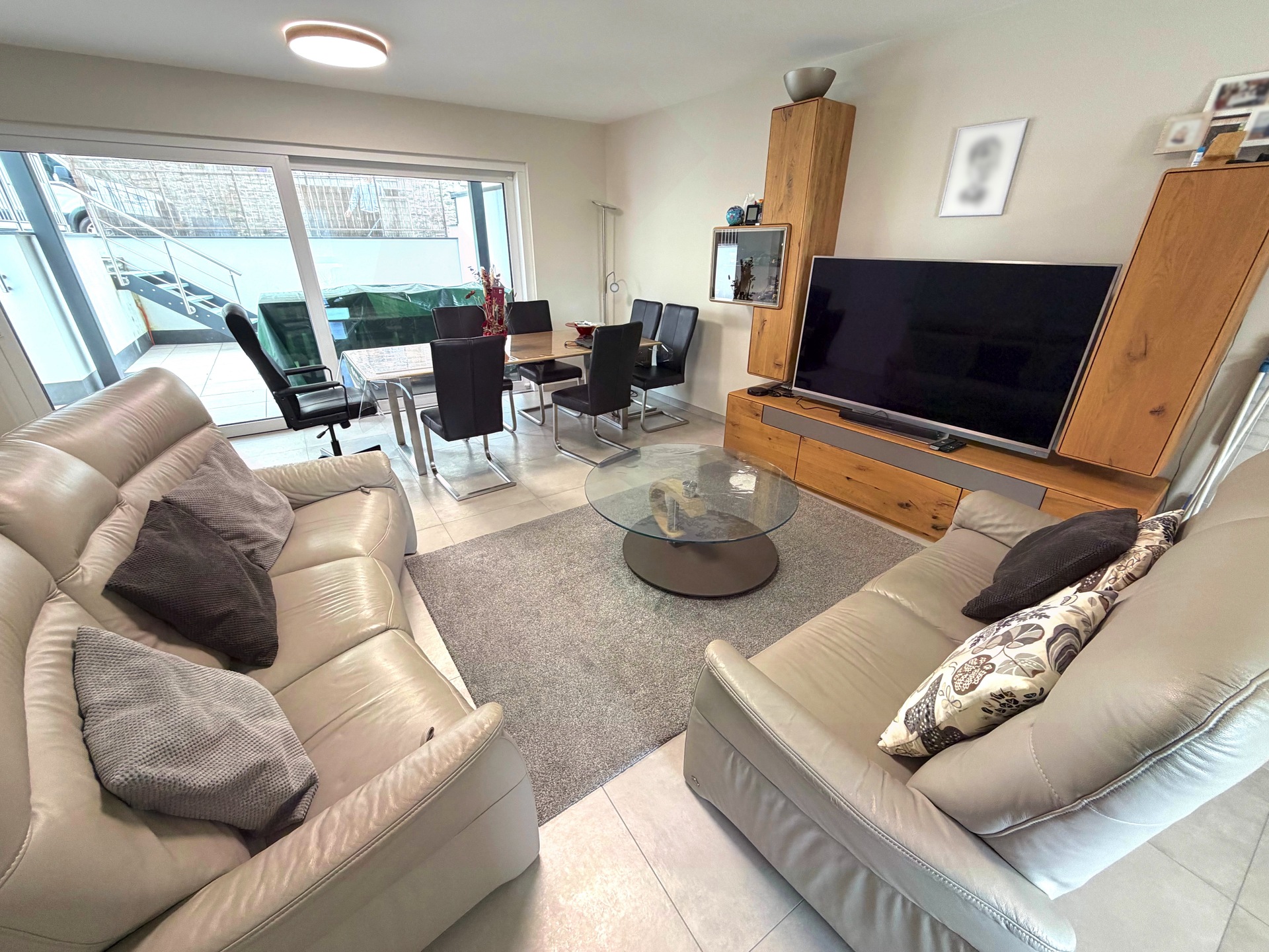 image00012.jpg